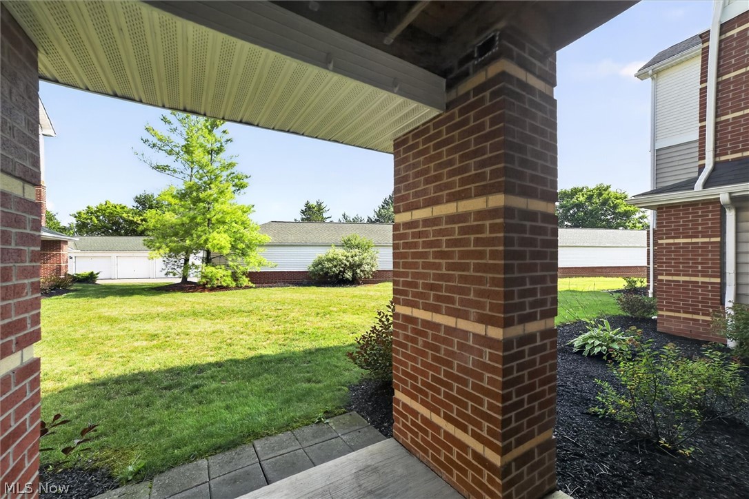 23002 Chandlers Lane Olmsted Falls OH 44138