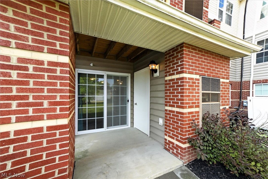 23002 Chandlers Lane Olmsted Falls OH 44138