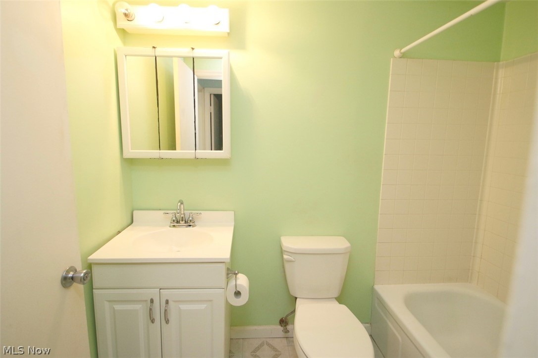 7395 Foxmill Road Mentor OH 44060