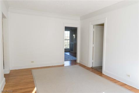 11426 Cedar Glen Parkway Cleveland OH 44106