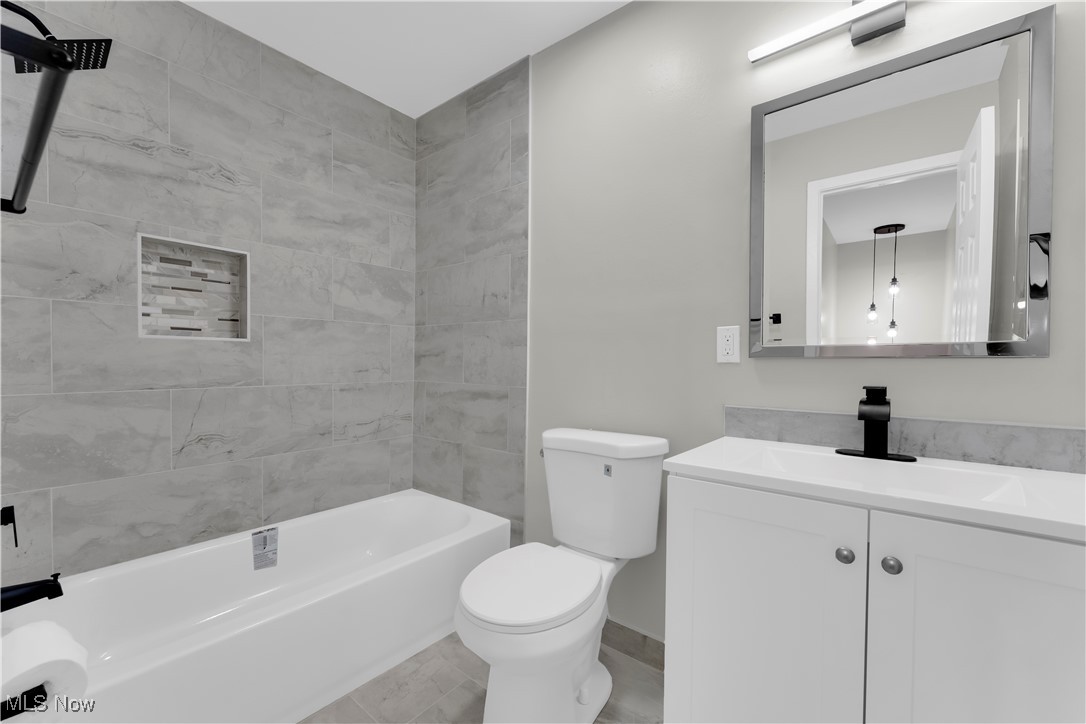 797 Babbitt Road Euclid OH 44123