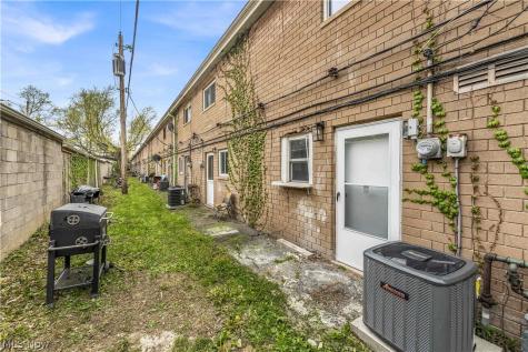 797 Babbitt Road Euclid OH 44123