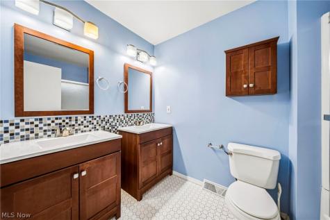 8126 Independence Drive Mentor OH 44060