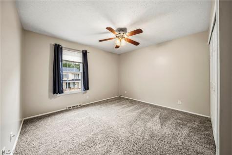 8126 Independence Drive Mentor OH 44060