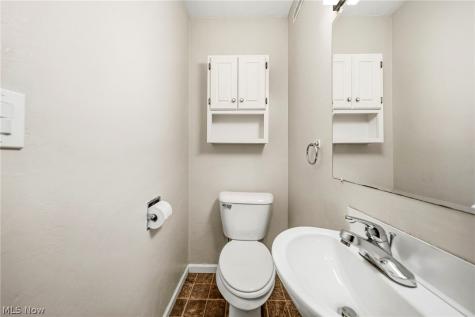 8126 Independence Drive Mentor OH 44060