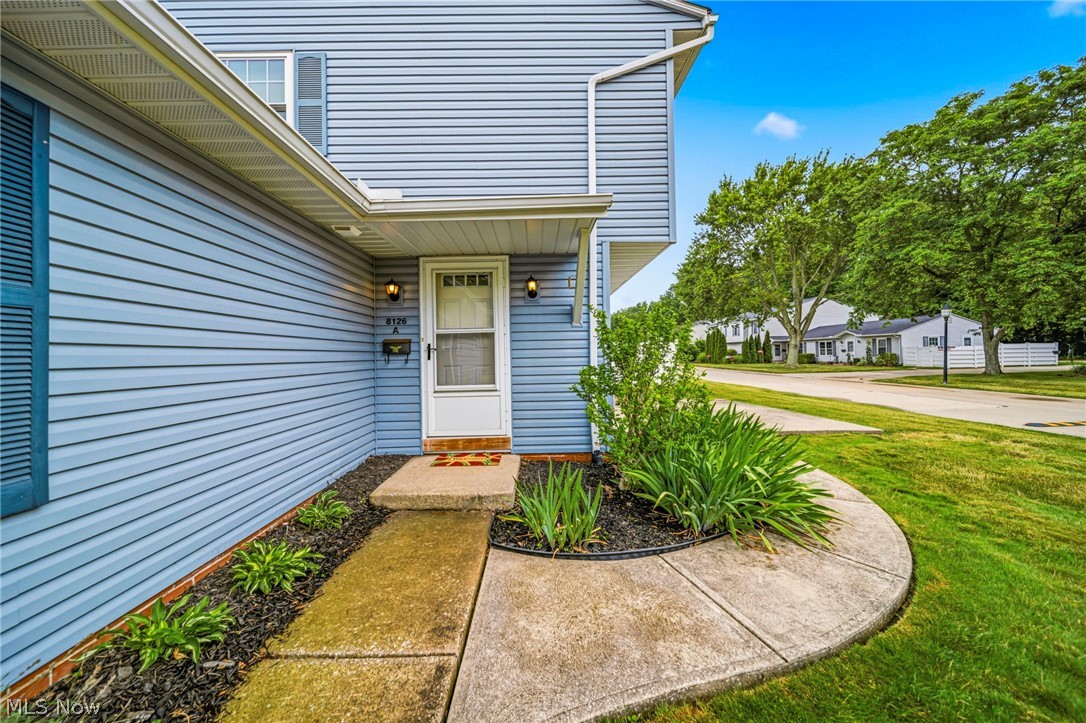 8126 Independence Drive Mentor OH 44060