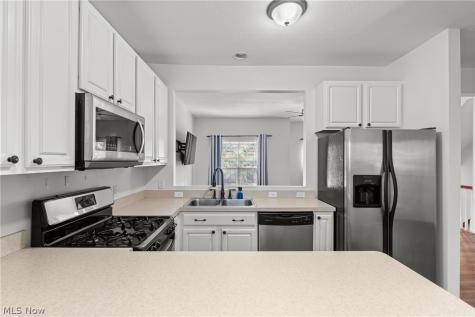 6626 Fox Hollow Court Middleburg Heights OH 44130