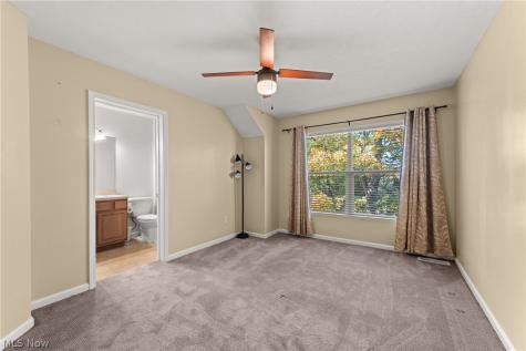 6626 Fox Hollow Court Middleburg Heights OH 44130