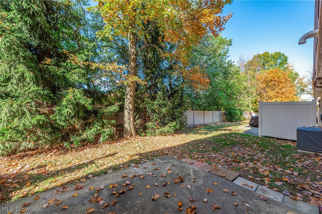 6626 Fox Hollow Court Middleburg Heights OH 44130