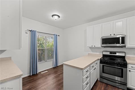 6626 Fox Hollow Court Middleburg Heights OH 44130