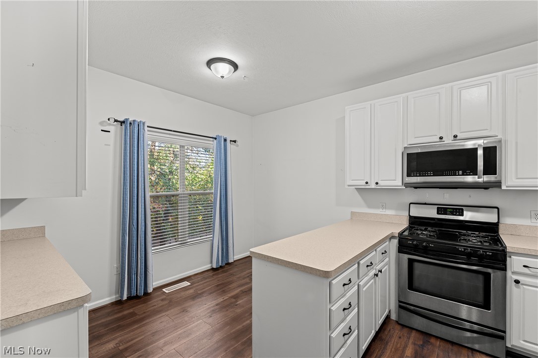 6626 Fox Hollow Court Middleburg Heights OH 44130