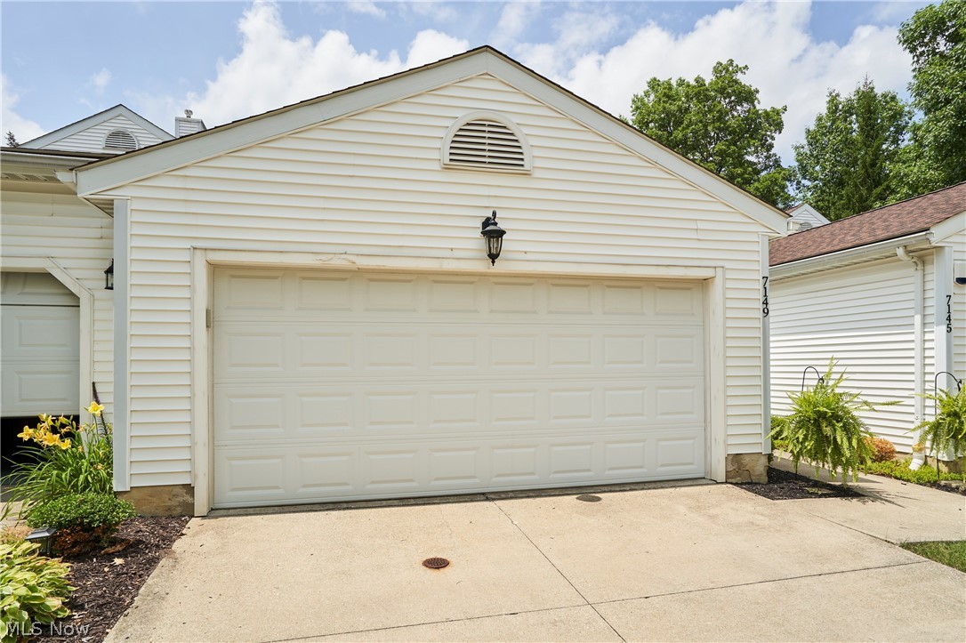 7149 W Cross Creek Trail Brecksville OH 44141