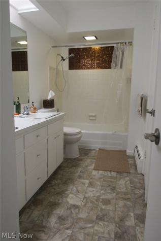 7 Meadowlawn Drive Mentor OH 44060