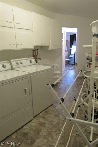 7 Meadowlawn Drive Mentor OH 44060