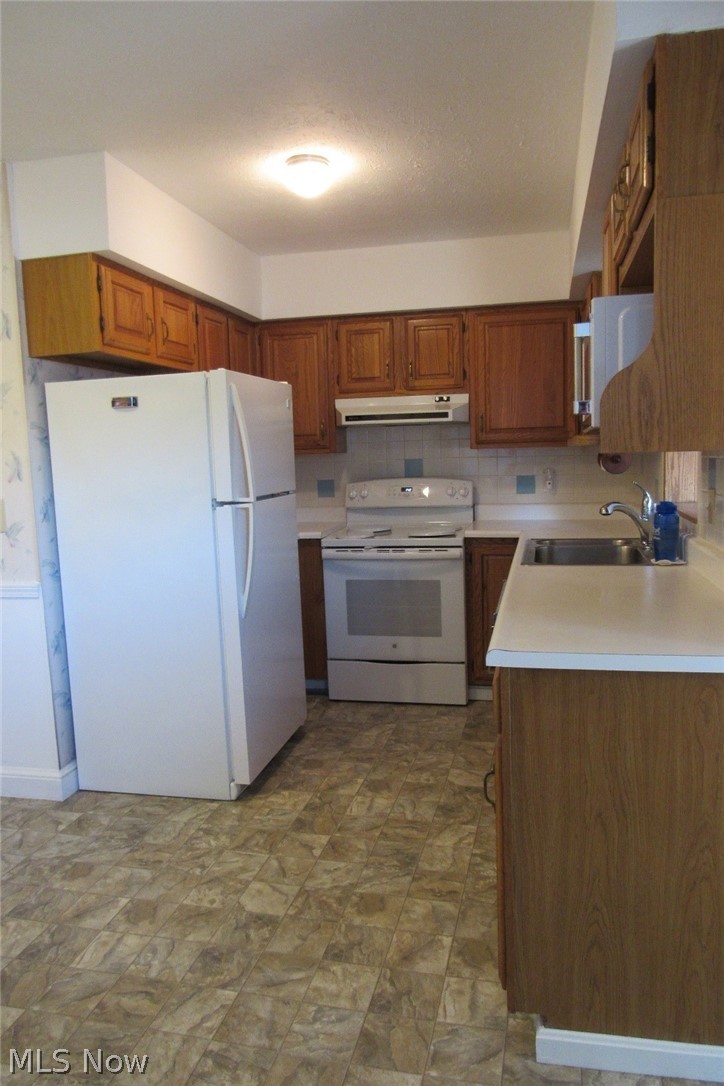 7 Meadowlawn Drive Mentor OH 44060