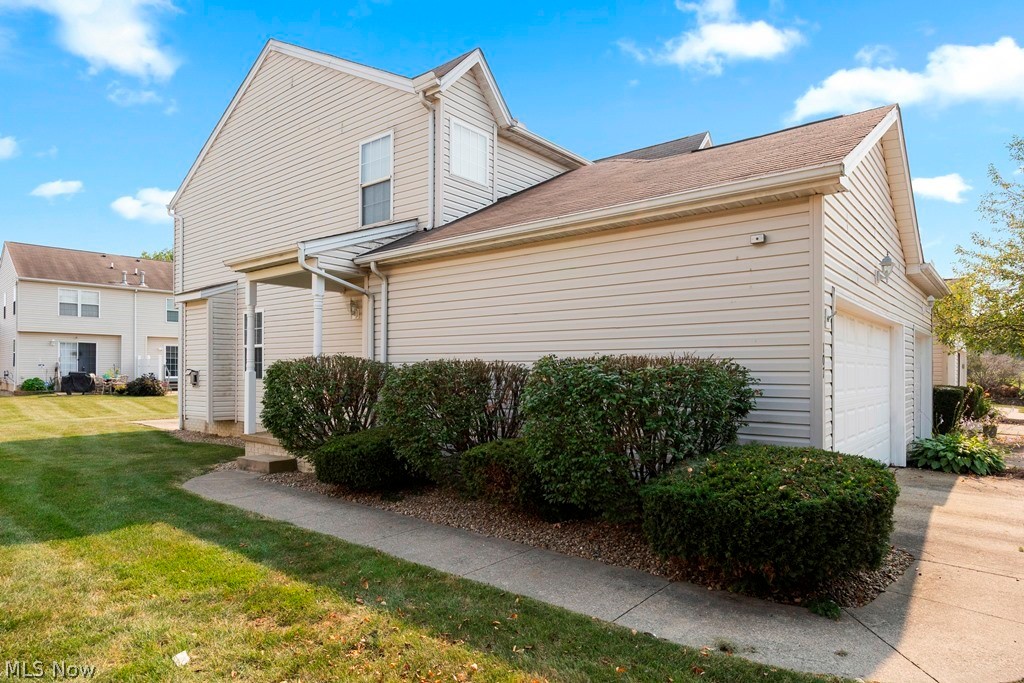 107 Meander Lane Elyria OH 44035
