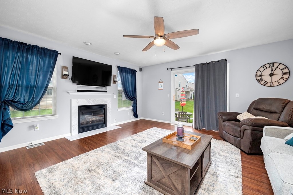 107 Meander Lane Elyria OH 44035