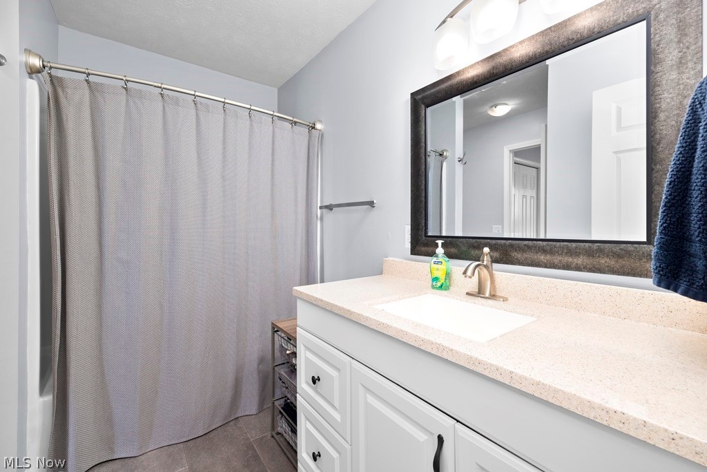 107 Meander Lane Elyria OH 44035