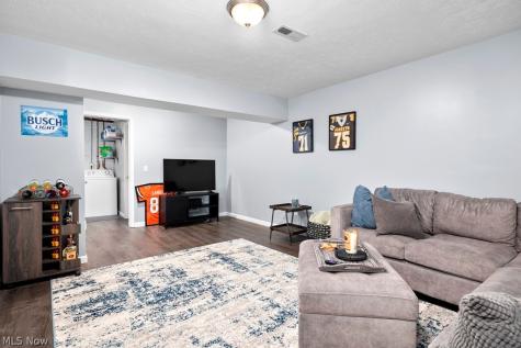107 Meander Lane Elyria OH 44035