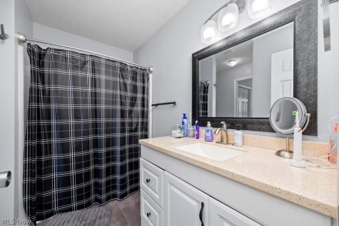 107 Meander Lane Elyria OH 44035