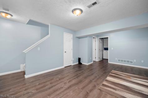 107 Meander Lane Elyria OH 44035
