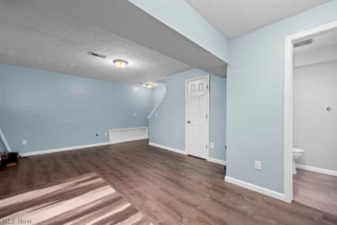 107 Meander Lane Elyria OH 44035