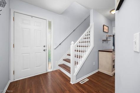107 Meander Lane Elyria OH 44035