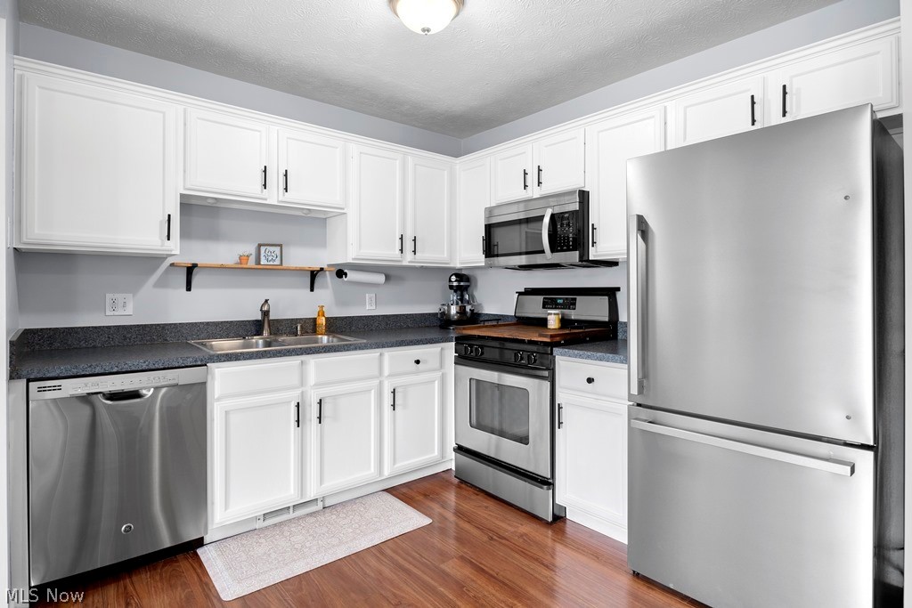 107 Meander Lane Elyria OH 44035