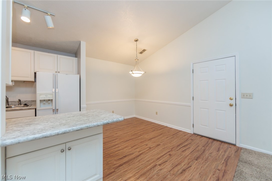 2735 Shakespeare Lane Avon OH 44011