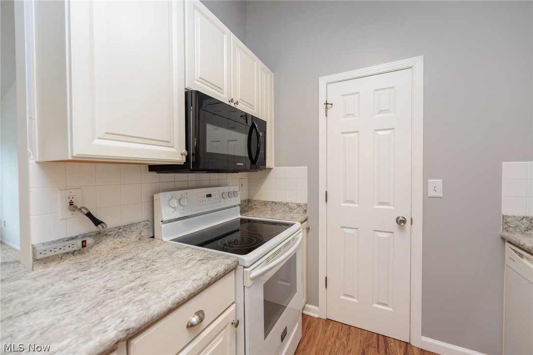 2735 Shakespeare Lane Avon OH 44011