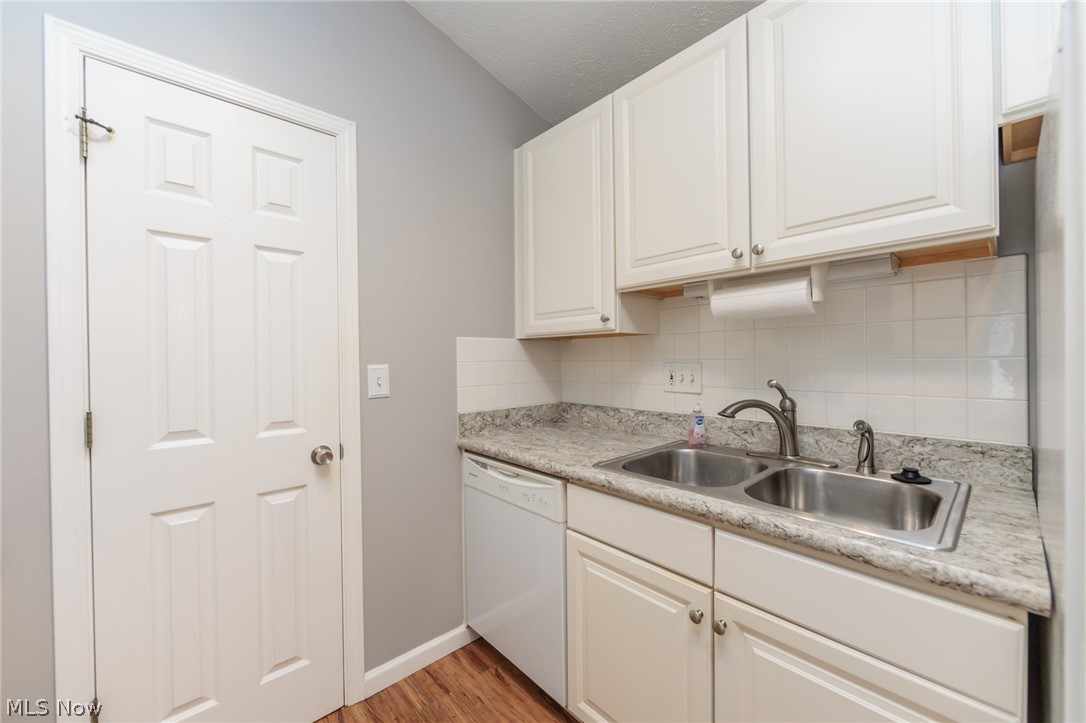 2735 Shakespeare Lane Avon OH 44011