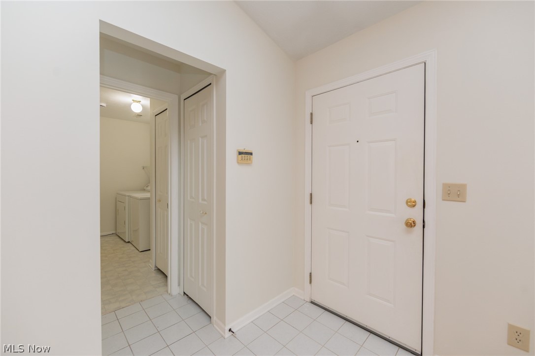2735 Shakespeare Lane Avon OH 44011