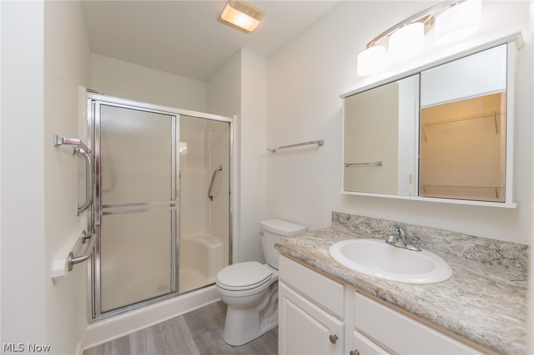 2735 Shakespeare Lane Avon OH 44011