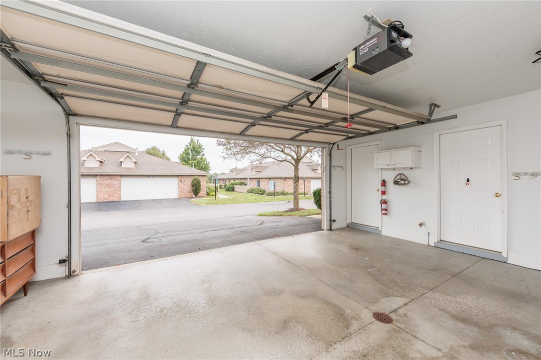 2735 Shakespeare Lane Avon OH 44011