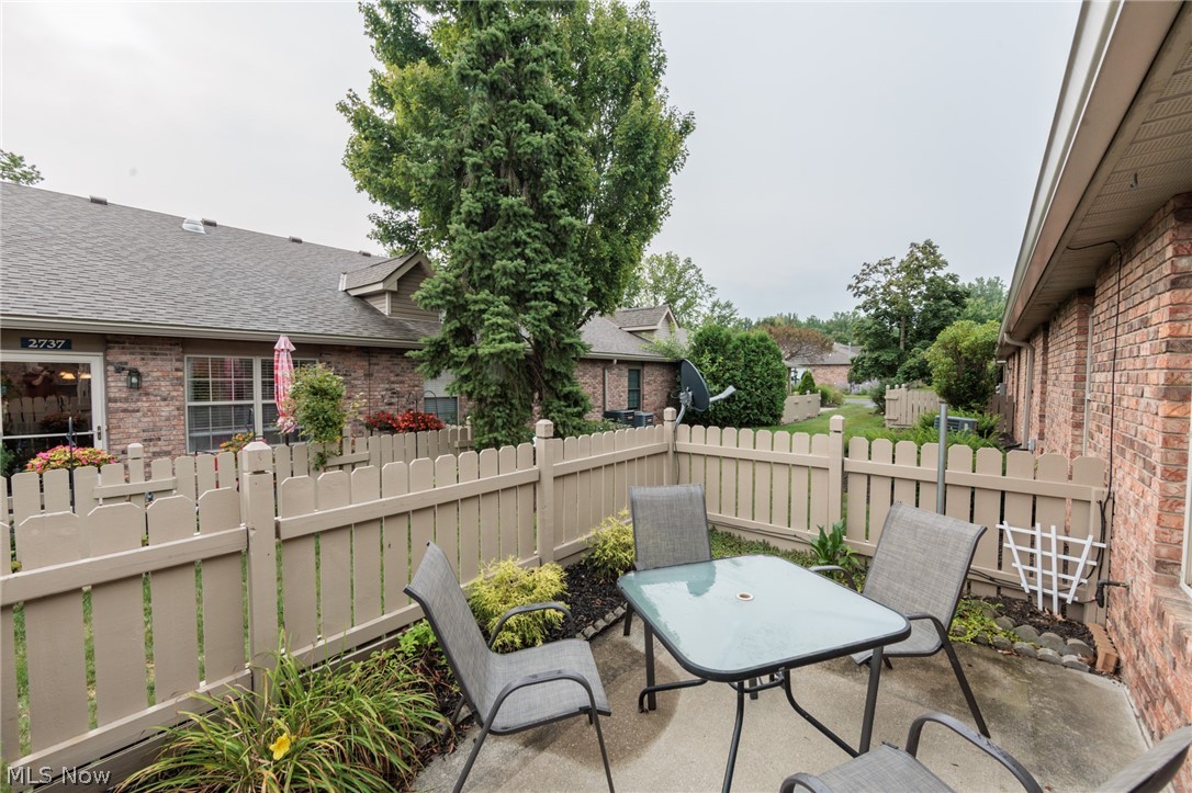 2735 Shakespeare Lane Avon OH 44011