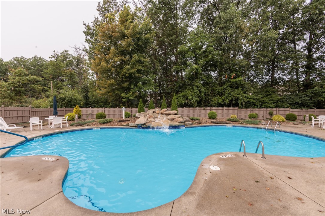 2735 Shakespeare Lane Avon OH 44011