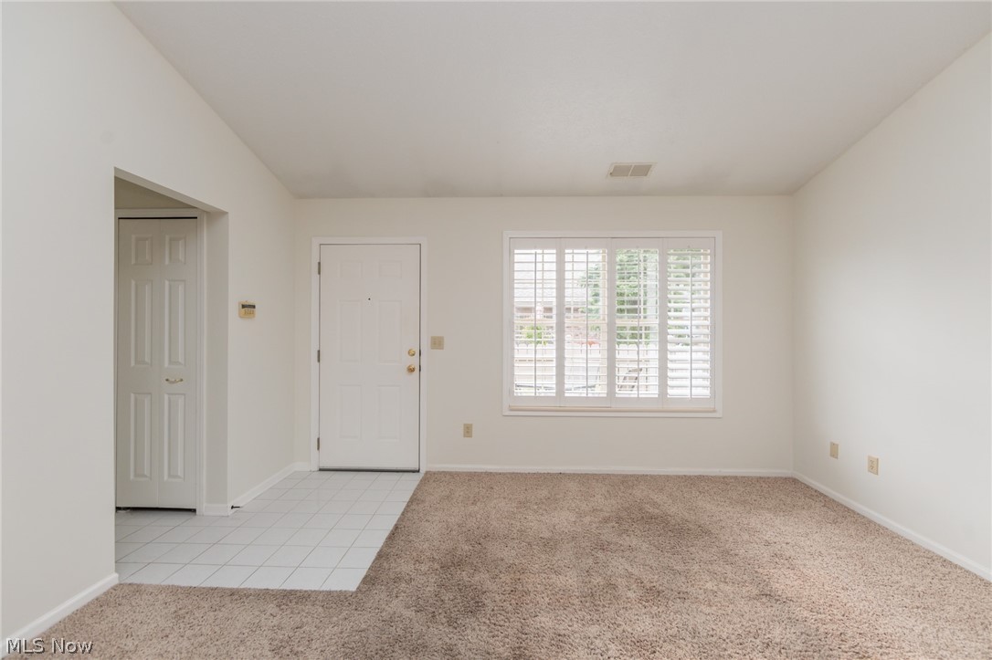 2735 Shakespeare Lane Avon OH 44011