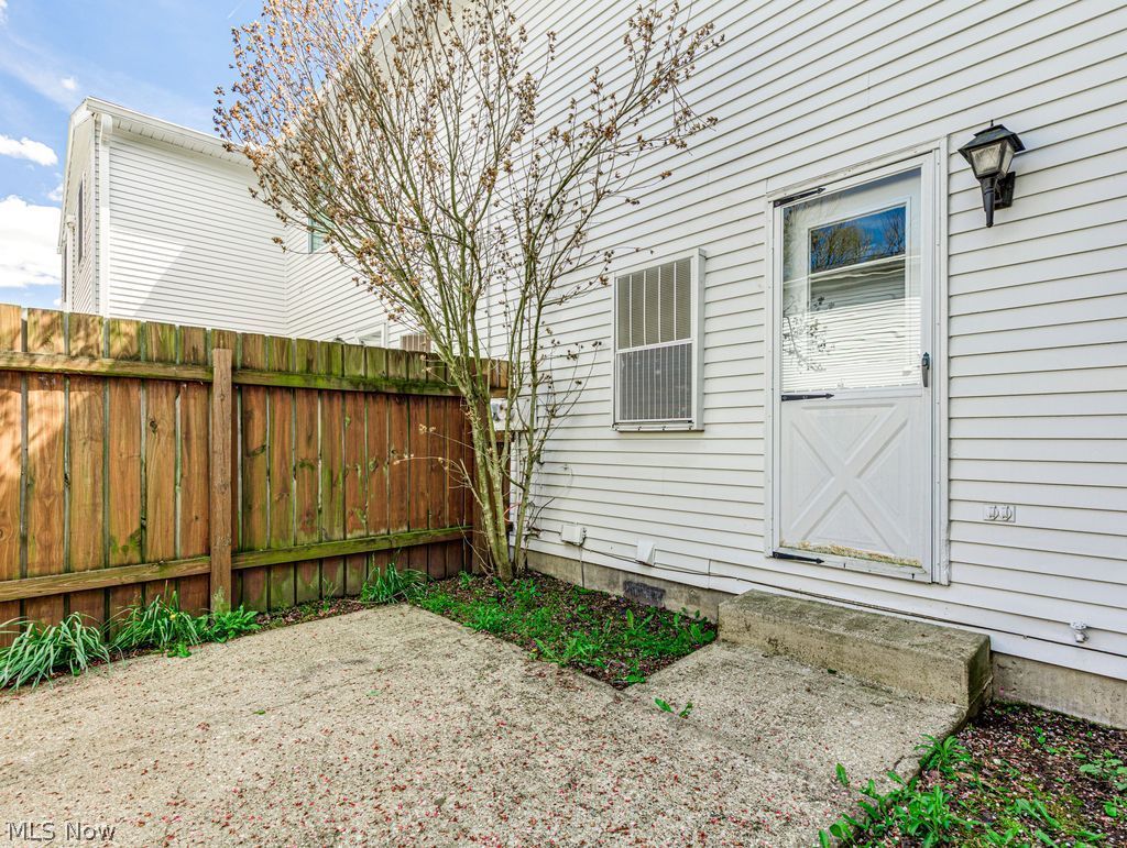 1481 Munroe Falls Avenue Cuyahoga Falls OH 44221