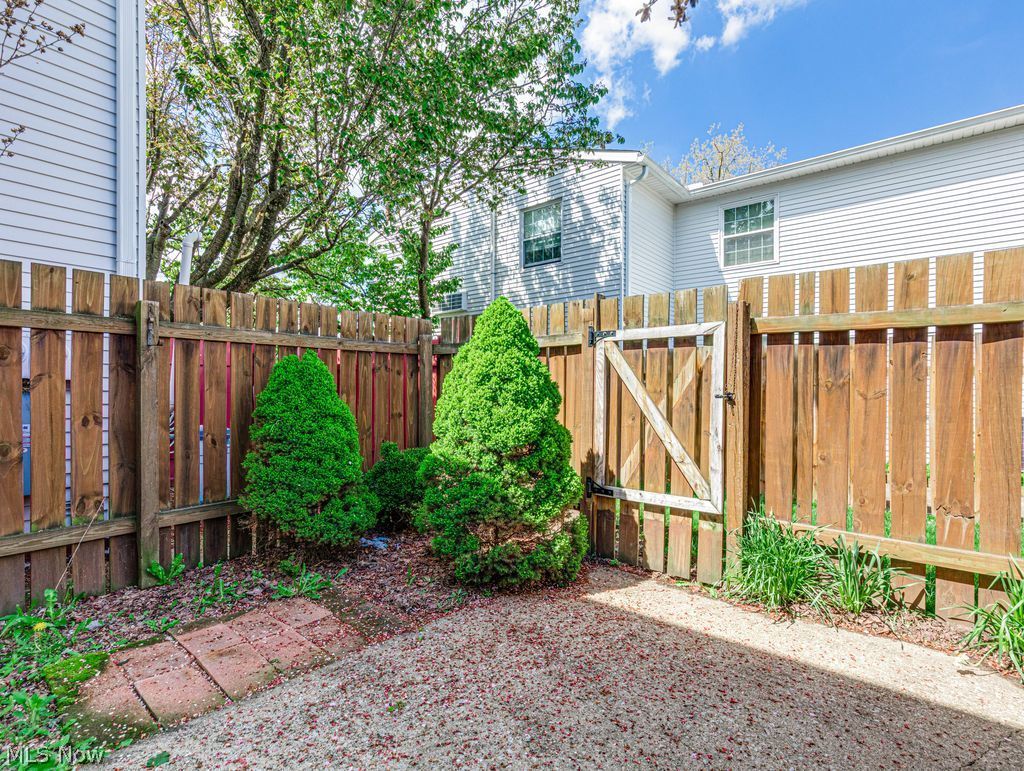 1481 Munroe Falls Avenue Cuyahoga Falls OH 44221