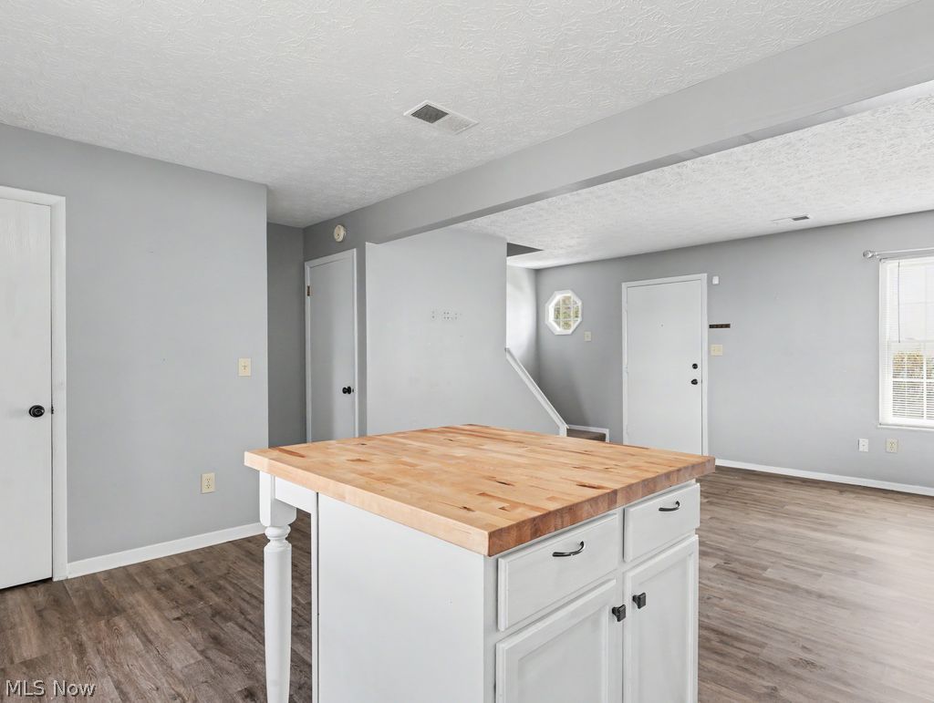 1481 Munroe Falls Avenue Cuyahoga Falls OH 44221