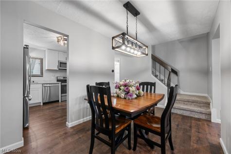 5564 Storrington Oval Parma OH 44134
