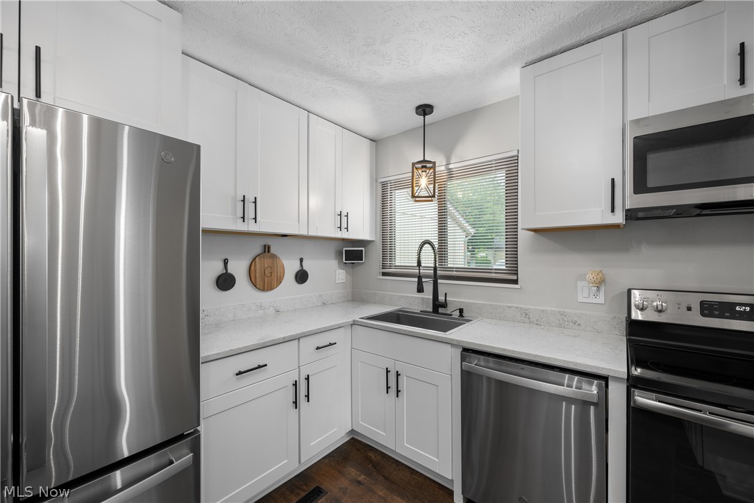 5564 Storrington Oval Parma OH 44134