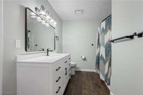 5564 Storrington Oval Parma OH 44134