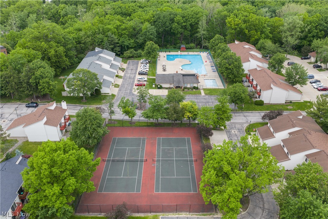 5564 Storrington Oval Parma OH 44134