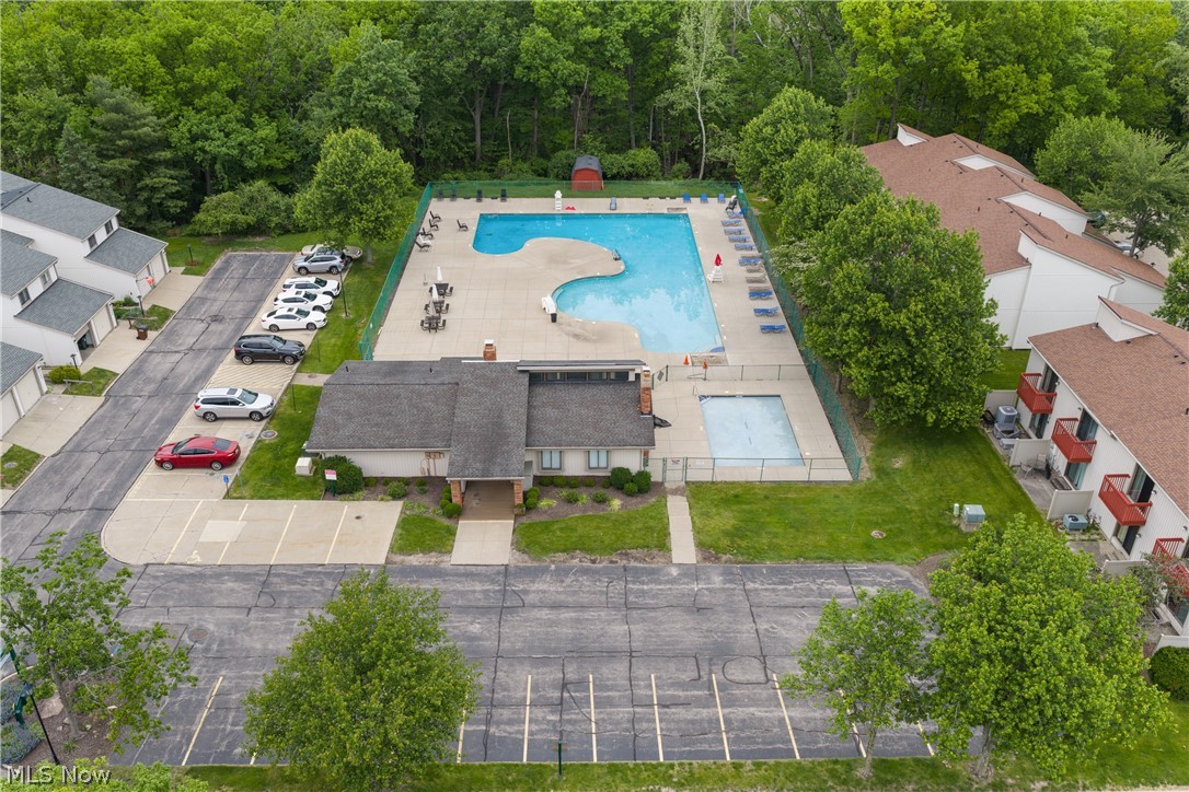 5564 Storrington Oval Parma OH 44134