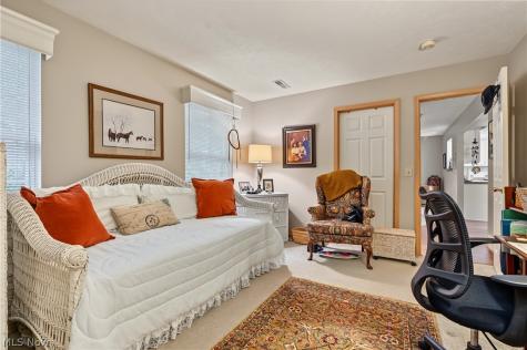 5074 Portland Cove Stow OH 44224
