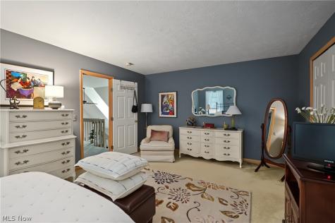 5074 Portland Cove Stow OH 44224