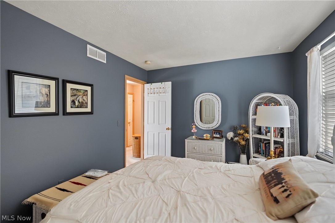 5074 Portland Cove Stow OH 44224