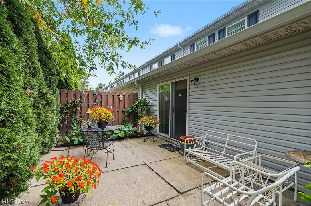 5074 Portland Cove Stow OH 44224