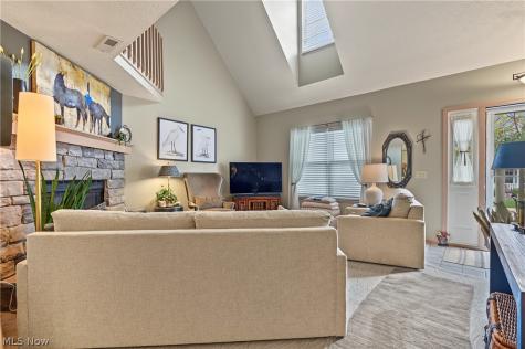 5074 Portland Cove Stow OH 44224